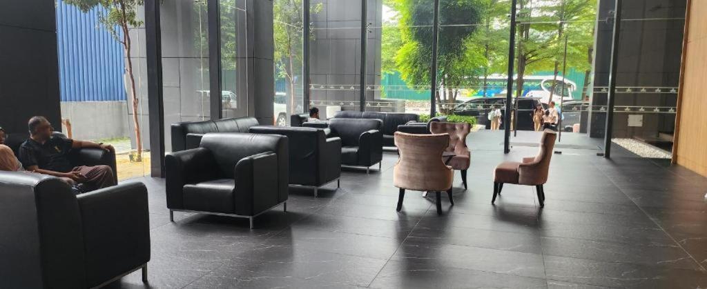 Dorsett Mb Service At Kula Lumpure Appartement *